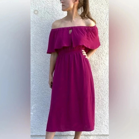 dRA Los Angeles Women’s Off Shoulder Dress NWT Sz M Wedding Cocktail Party Midi - Picture 3 of 10